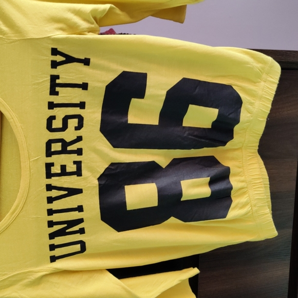 Crop Top - Picture 3 of 9